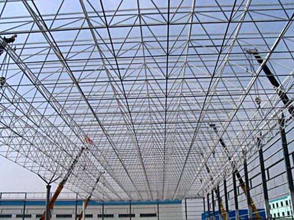 鋼結構廠房工程的經濟優勢與環保性